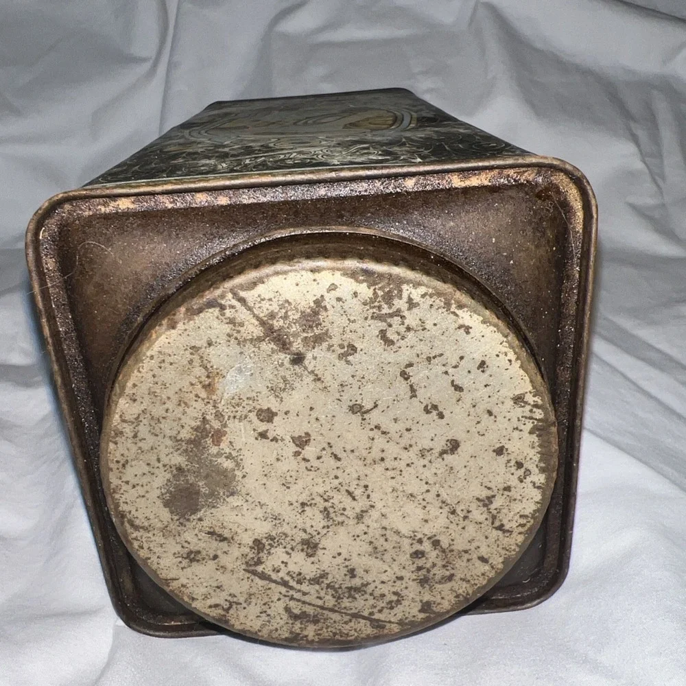 Vintage Metal Antique Advertising Tin Beichs Candy Confections Chicago peacock